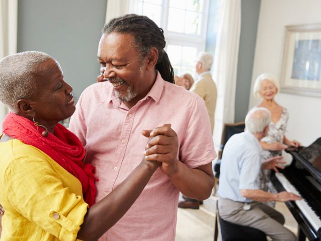 iStock-874800694-retired-couple-for-web